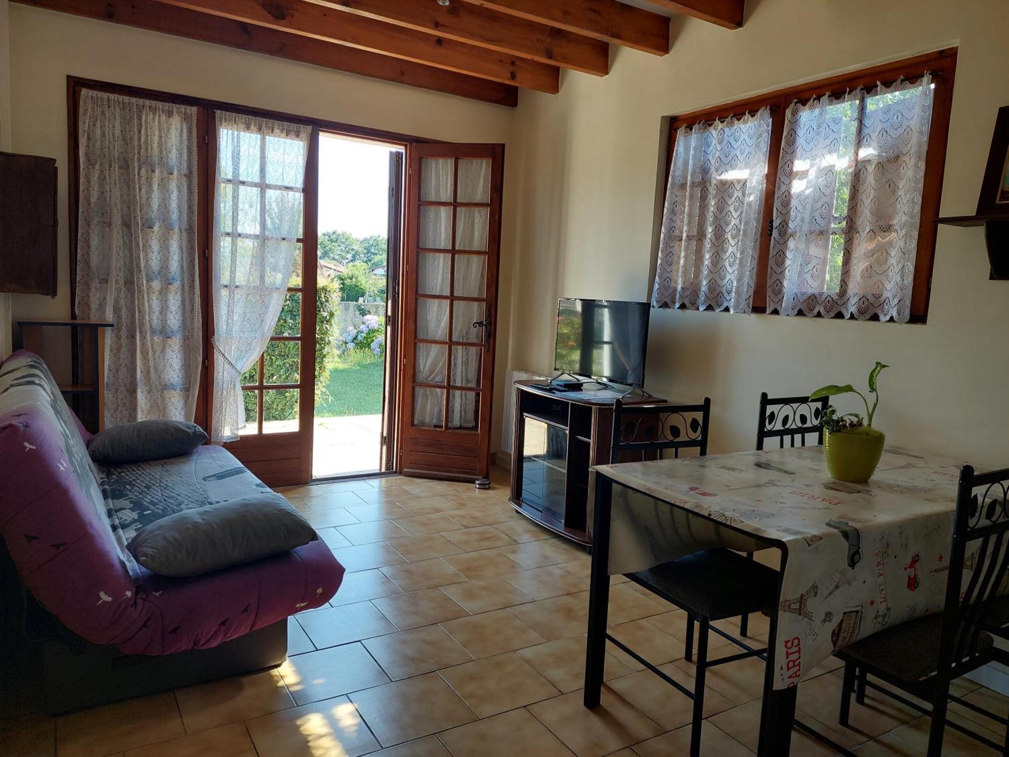 Appartement 4 Personnes Dans Jolie Maison Landaise Bias (Landes)
