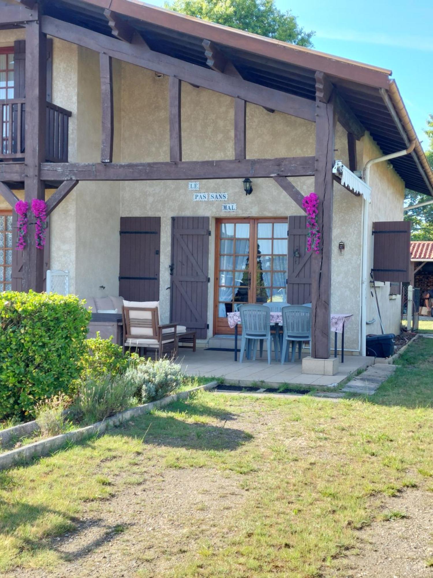 Apartment 4 Personnes Dans Jolie Maison Landaise *